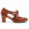 Chelsea Crew 1930s Tan Leather Bow Oxford Heels