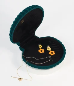 Green Velvet Seashell Venus Jewelry Box