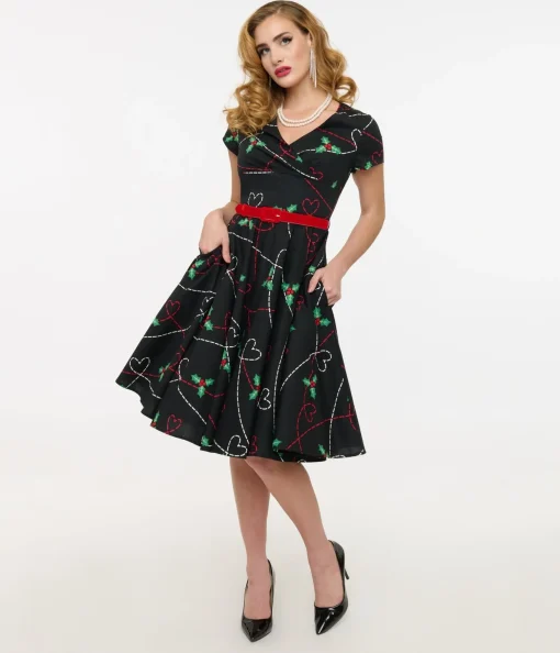 Hell Bunny 1950s Festive Hearts & Holly Print Angelica Swing Dress