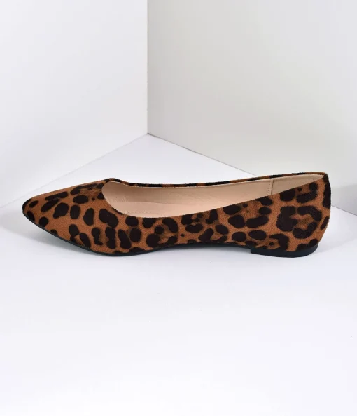 Leopard Print Suede Pointed Toe Flats