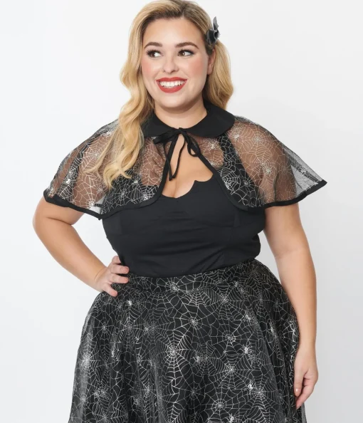 Magnolia Place Plus Size Black Spiderweb Capelet