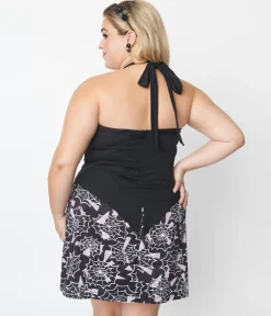 Plus Size Black Bat Halter Crop Top