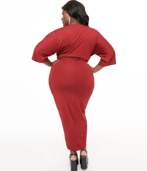 Plus Size Burgundy Ruched Wiggle Dress
