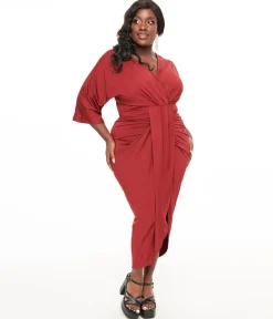 Plus Size Burgundy Ruched Wiggle Dress