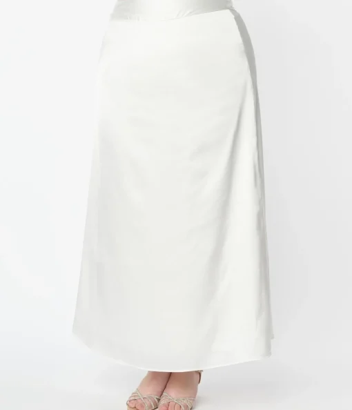 Plus Size Ivory Long Sleeve Blouse & Midi Skirt Bridal Set