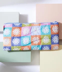 Rainbow Checkered Daisy Quilted Puff Bag