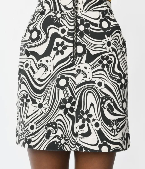 Retrolicious Black & White Groovy Penny Mini Skirt