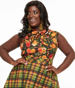 Retrolicious Plus Size 1950s Dark Green Autumn Floral Cotton Bow Top