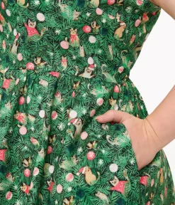 Retrolicious Plus Size 1950s Green Holiday Cat Print Cotton Swing Dress
