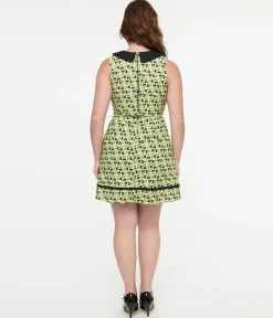Retrolicious 1950s Green & Black Mod Cat Print Collared Fit & Flare Dress