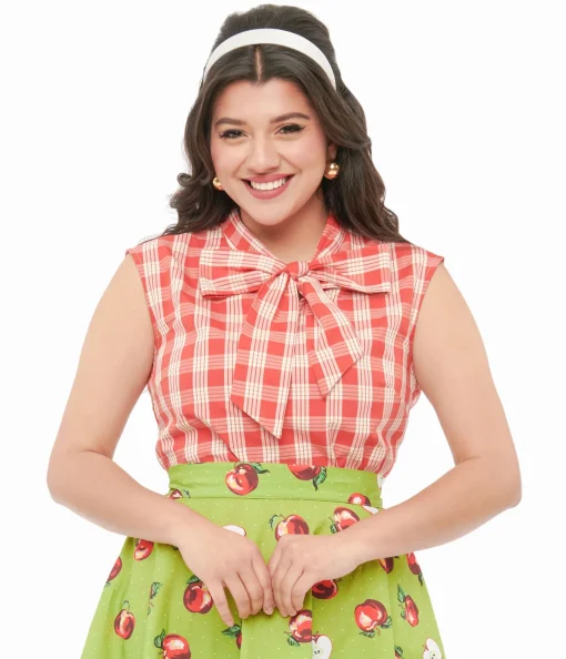Retrolicious 1950s Red & White Gingham Cotton Bow Top