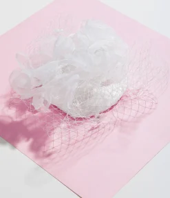 1920s White Floral & Mesh Veil Fascinator