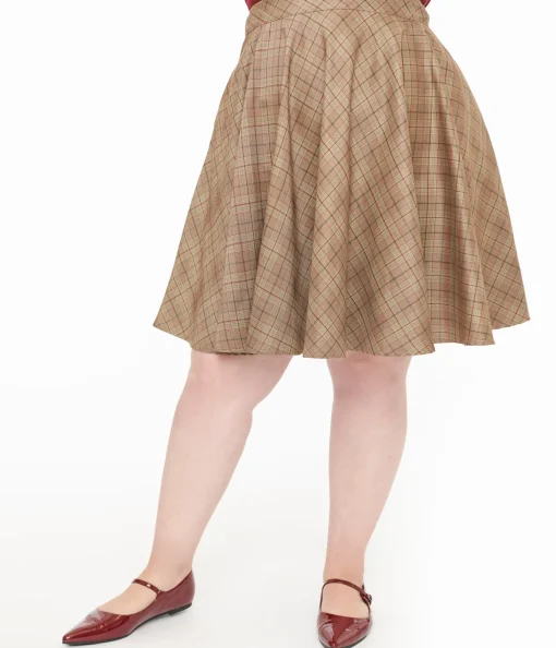 Smak Parlour Plus Size 1960s Brown & Green Plaid Scene Flare Skirt