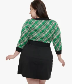 Smak Parlour Plus Size 1960s Green Plaid & Hedgehog Sweater