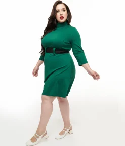Smak Parlour Plus Size 1960s Emerald & Black Belted A-Line Dress