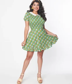 Smak Parlour 1960s Green Floral Smocked Fit & Flare Dress