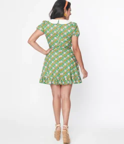 Smak Parlour 1960s Green Floral Smocked Fit & Flare Dress