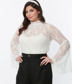 Smak Parlour White Lace Bell Sleeve Blouse