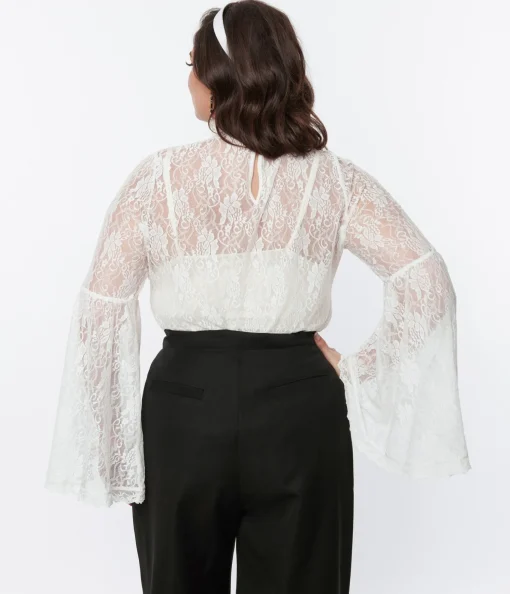 Smak Parlour White Lace Bell Sleeve Blouse