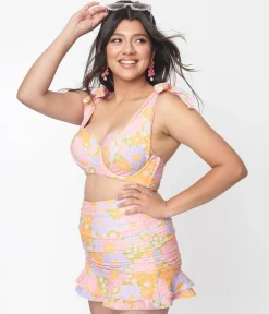 Unique Vintage Avocado & Multicolor Daisy Print Alice Swim Skirt