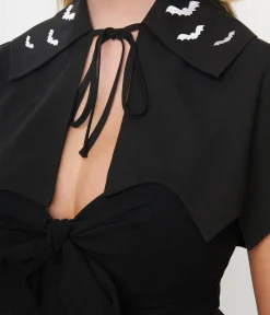 Unique Vintage Black & White Bat Scalloped Capelette