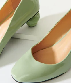 Unique Vintage Green Patent Leatherette Ball Heel Pumps