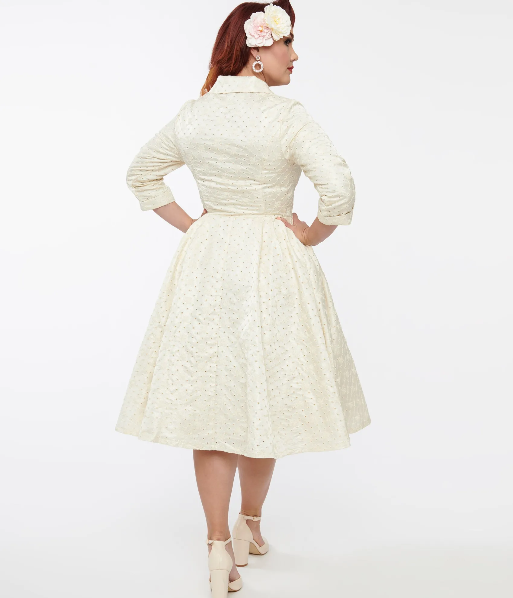 Unique Vintage Ivory & Gold Brocade Swing Dress