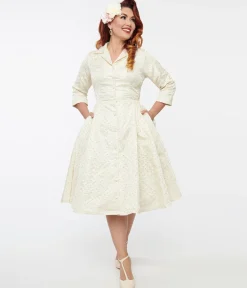 Unique Vintage Ivory & Gold Brocade Swing Dress