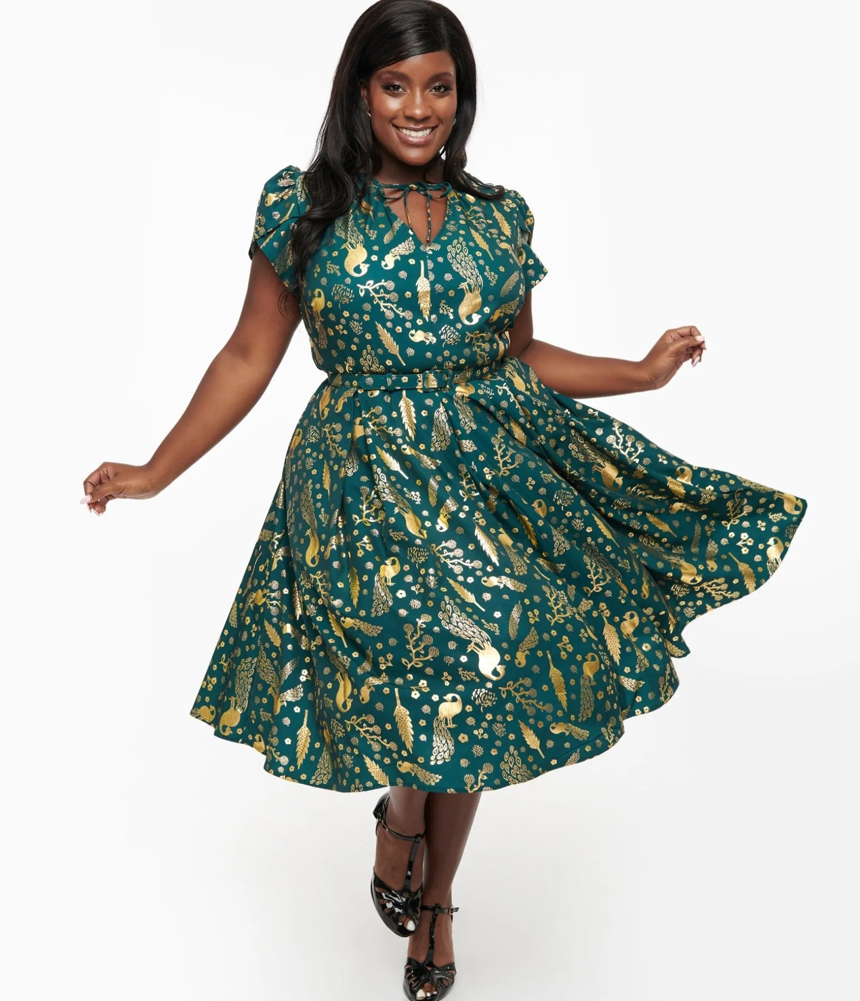 Unique Vintage Plus Size 1940s Green & Gold Peacock Print Dahlia Swing Dress