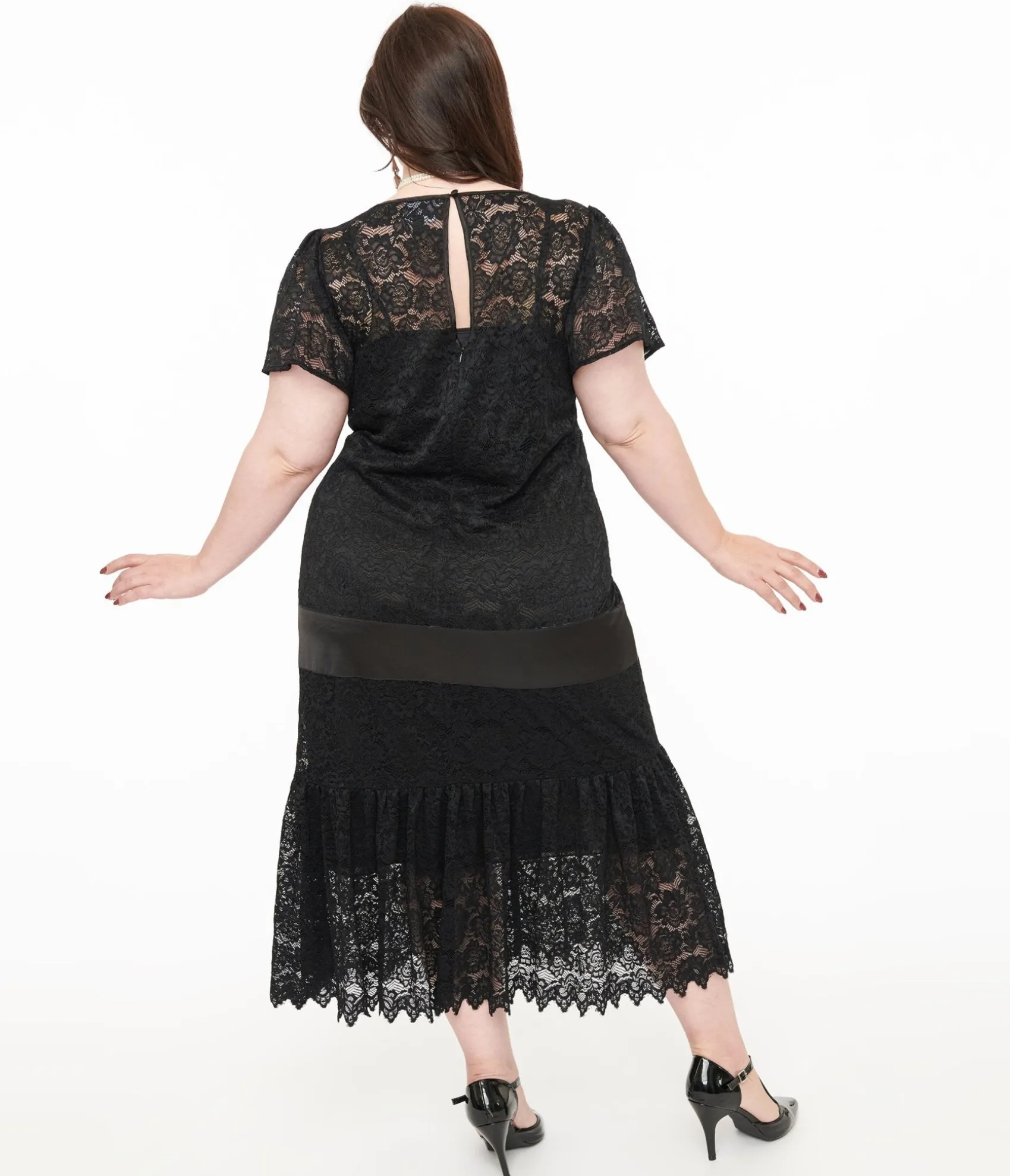 Unique Vintage Plus Size 1920s Black Floral Lace & Bow Flapper Dress