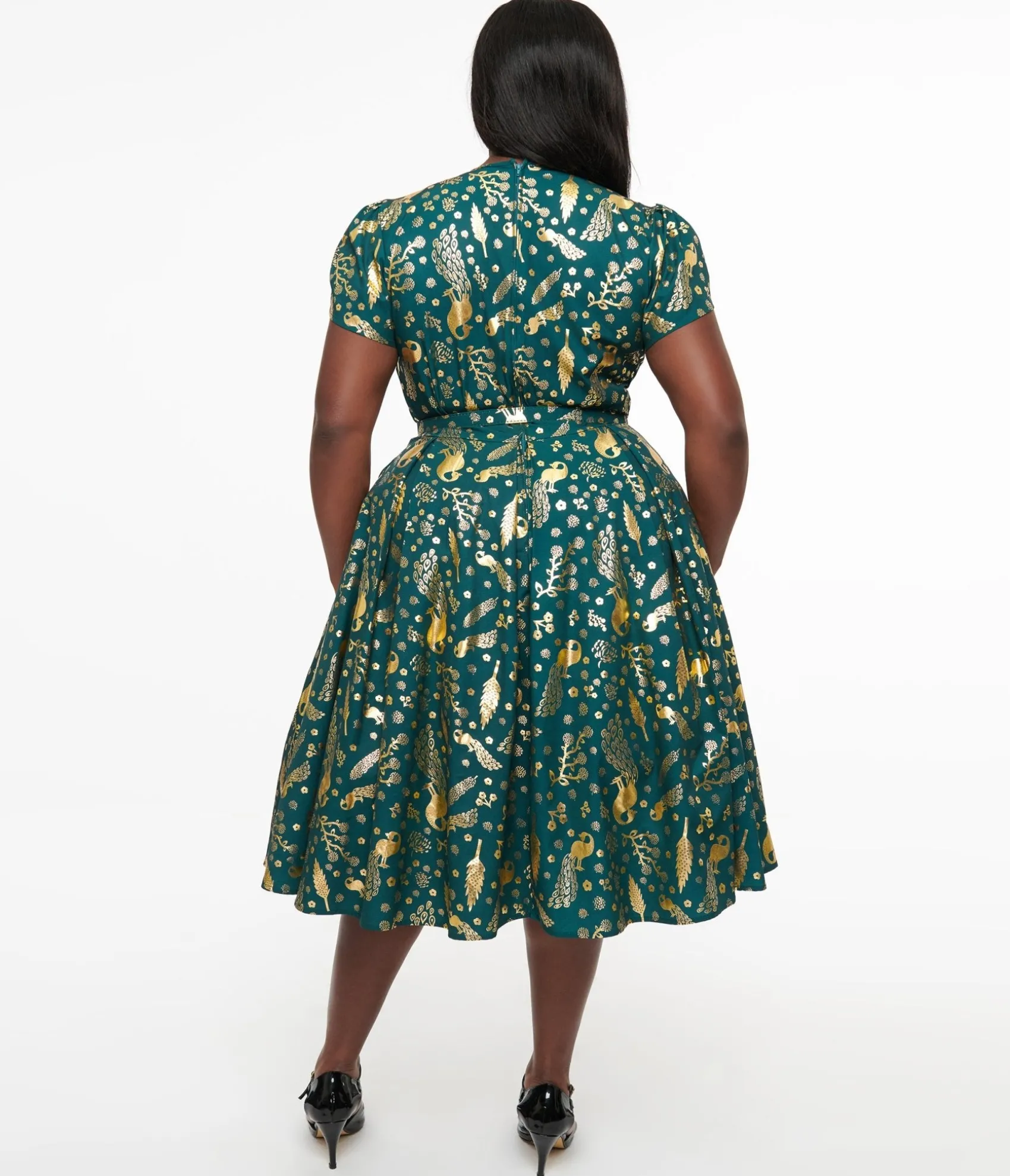 Unique Vintage Plus Size 1940s Green & Gold Peacock Print Dahlia Swing Dress