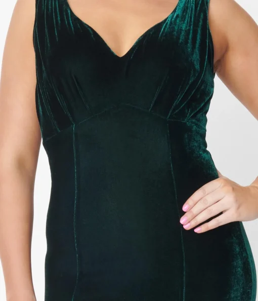 Unique Vintage 1930s Emerald Green Velvet Goldwyn Gown