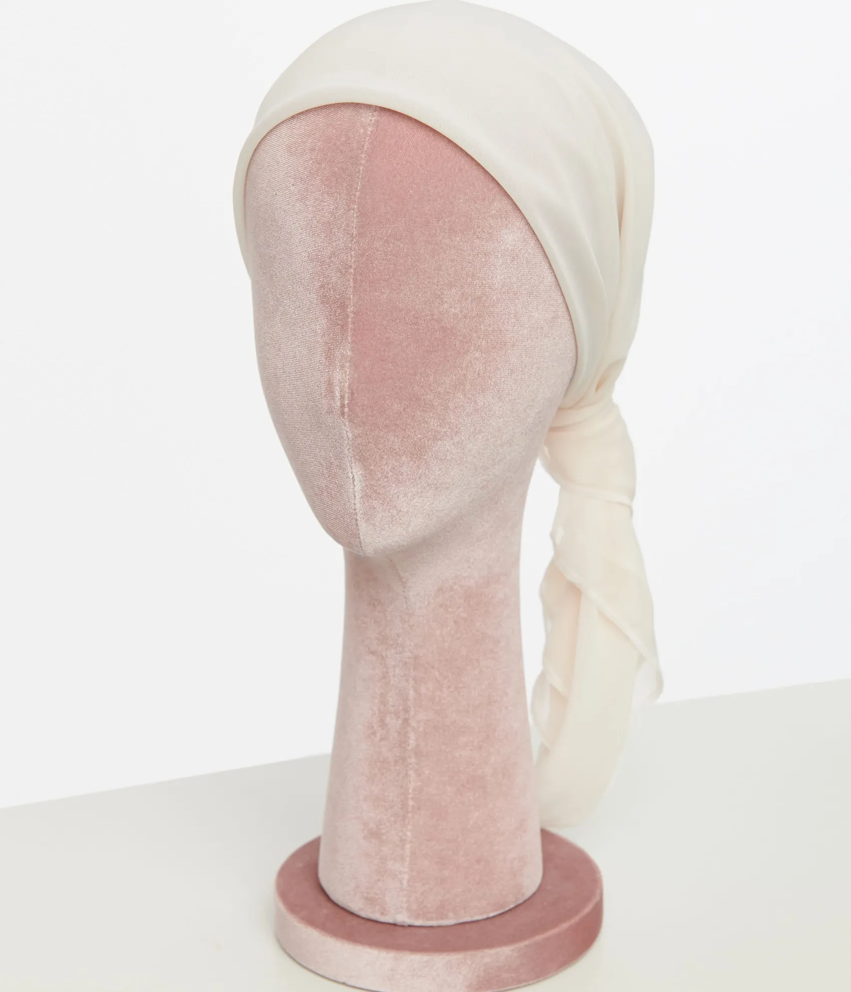 Unique Vintage 1950s Off White Hair Scarf