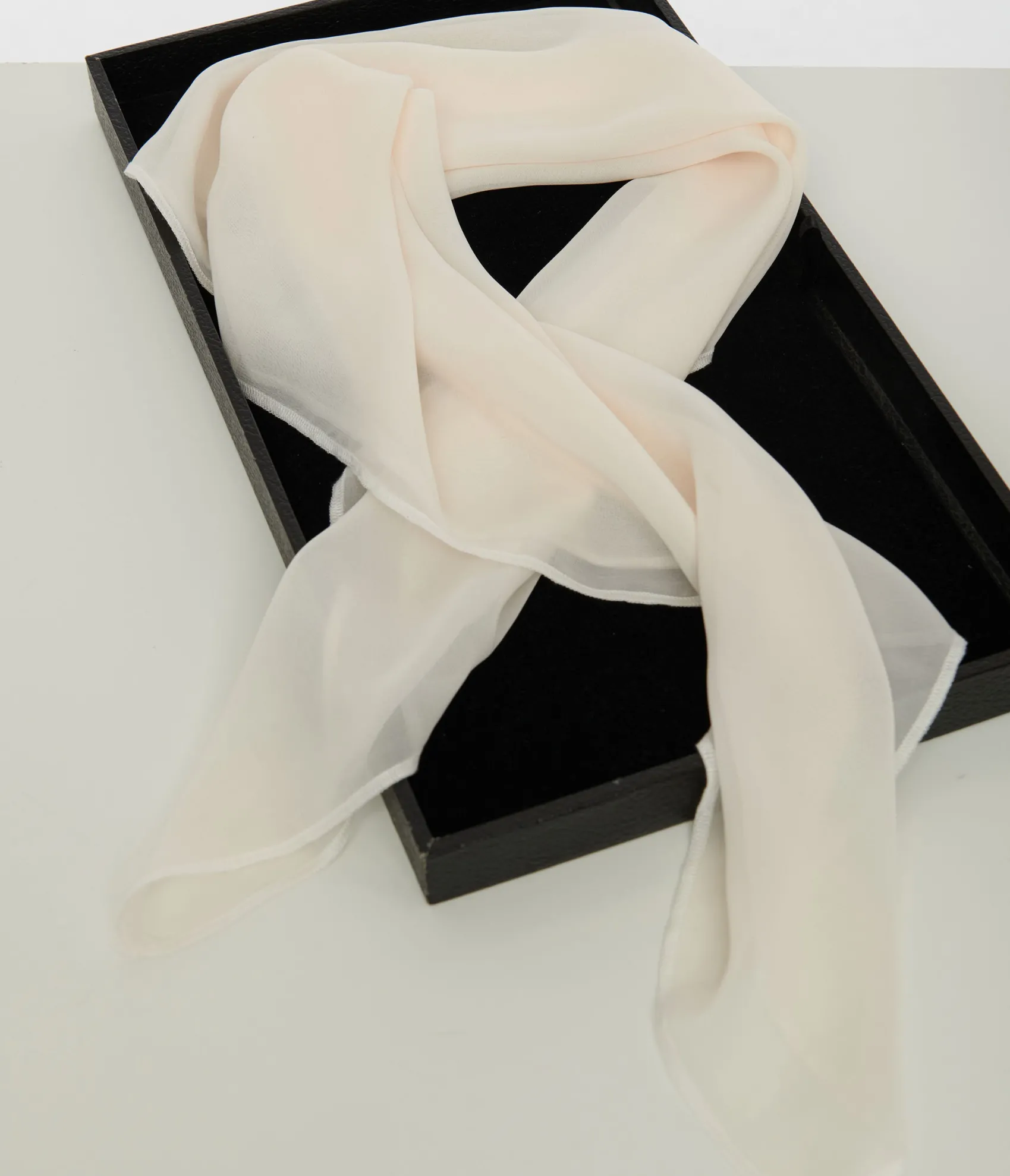 Unique Vintage 1950s Off White Hair Scarf